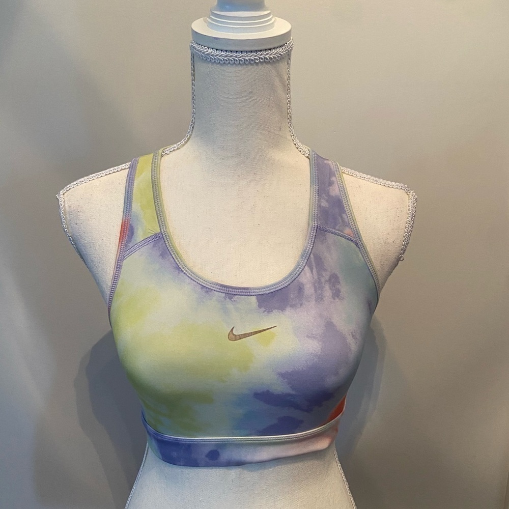 Nike Dry Fit Sports Bra - Picture 3 of 8